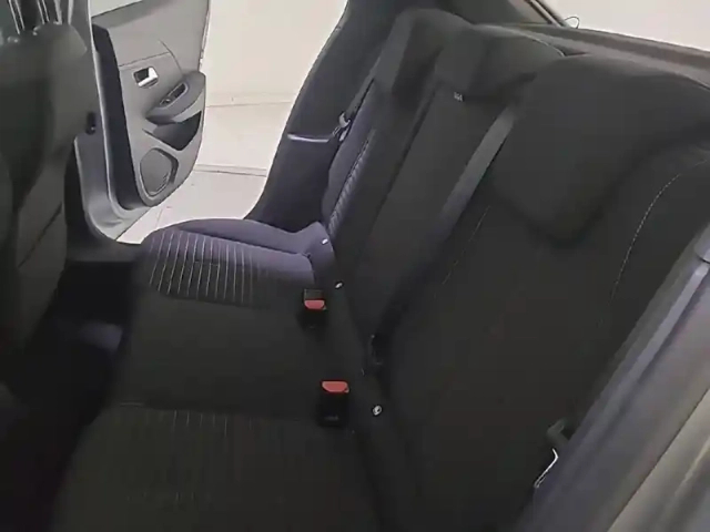 Peugeot 208 puretech 75 s&amp;s bvm5 — photo 15