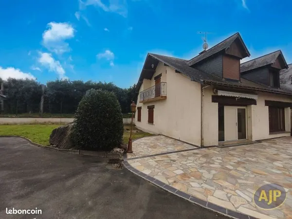 Maison 6 pièces 156 m²