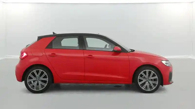 Audi A1 sportback 25 tfsi 95 ch s tronic 7 — photo 30