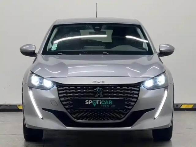 Peugeot 208 e- 136ch style — photo 2