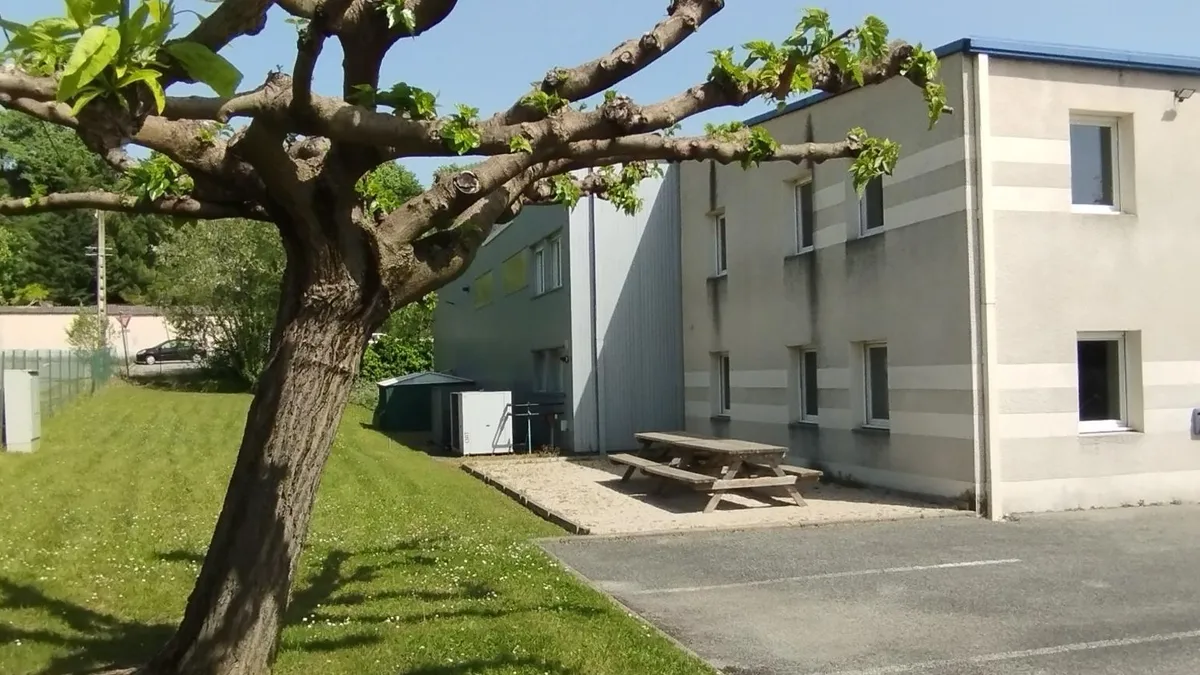 Photo 2