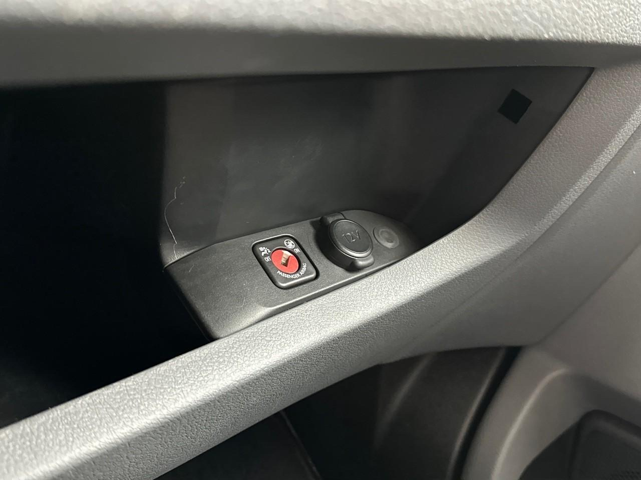 Peugeot Expert combi long bluehdi 120ch s&s bvm6 — photo 29