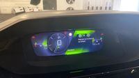 Peugeot 308 SW GT PureTech 130 S S EAT8 — photo 13