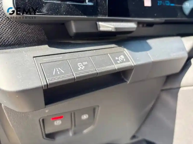 Renault Megane e-tech ev40 130ch standard charge — photo 13