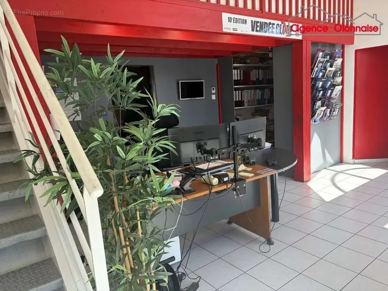 Photo 3