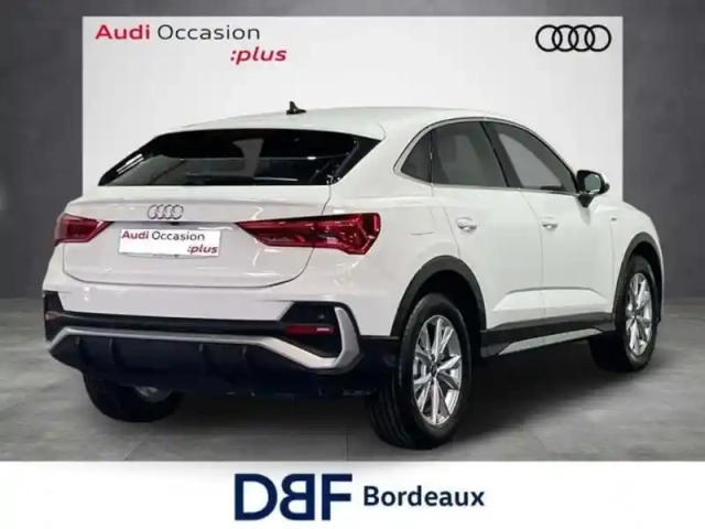 Audi Q3 45 tfsie 245 ch s tronic 6 s line — photo 5