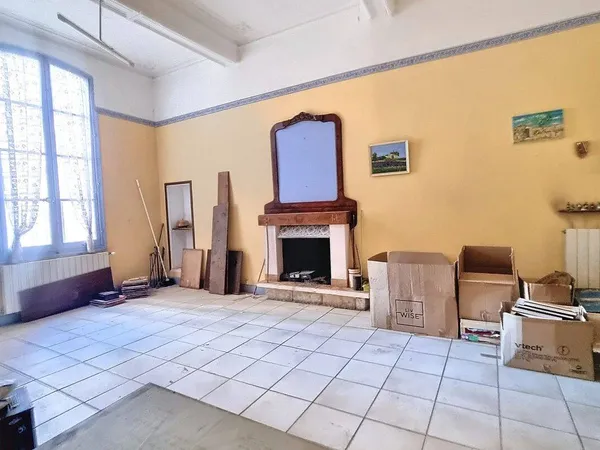 Maison 6 pièces 222 m²