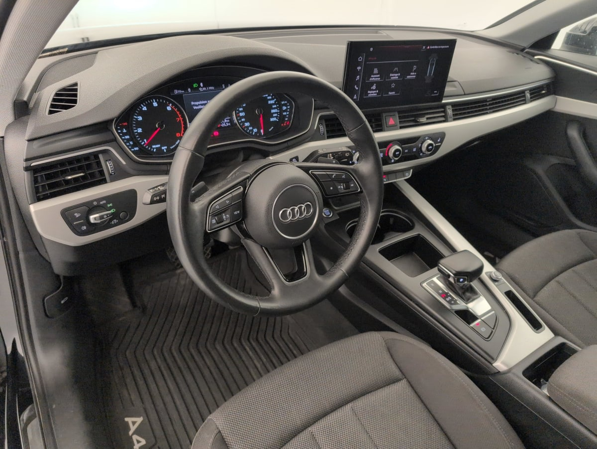 Audi A4 Avant — photo 15