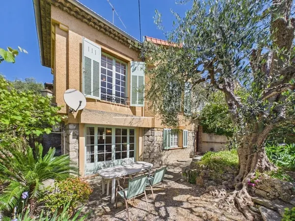 Somptueuse Maison de ville individuelle avec jardin à Rénover - Cannes Montfleury