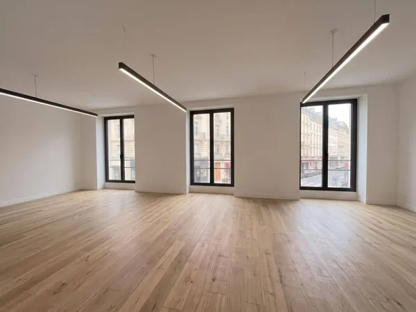 Bureaux 119 m²