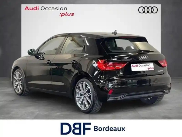 Audi A1 25 tfsi 95 ch s tronic 7 advanced — photo 3