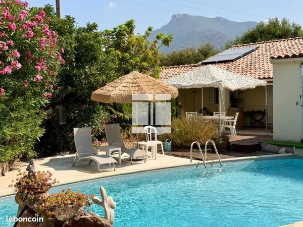 Villa 6 pièces 155 m²