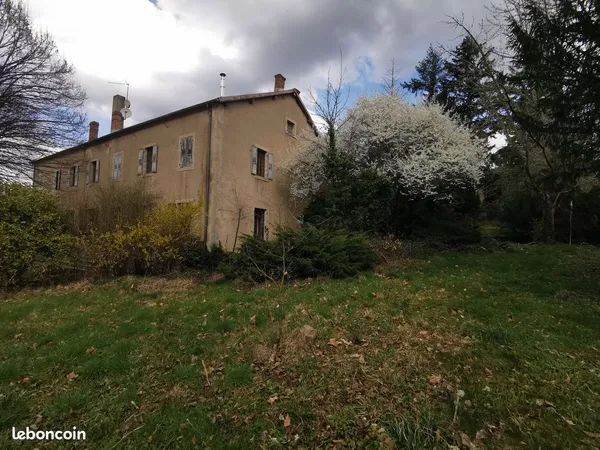 Propriété à fort potentiel sur 2,2Ha de terrain - Chaumont-le-Bourg