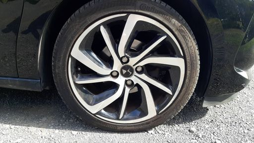 DS DS3 1.2 PureTech 130 - Sport Chic – 2018 – 87236 km – Essence – Boîte Manuelle — photo 22