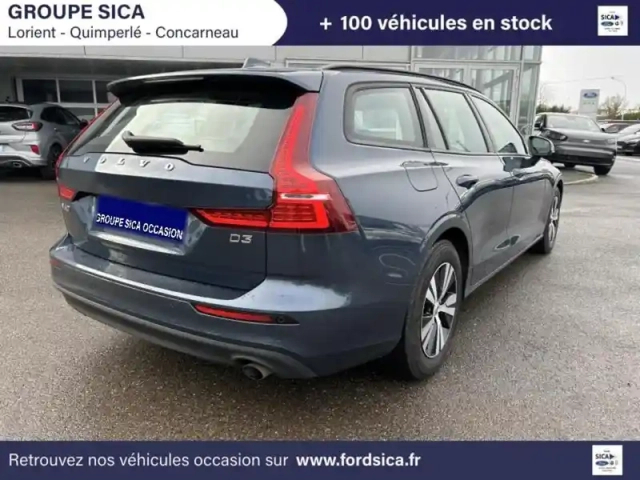 Volvo V60 d3 150ch adblue business — photo 3