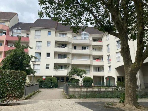 Appartement à vendre 2 pièces LONGJUMEAU (91)