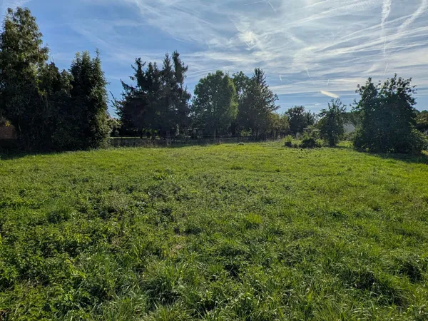 Terrain 1492 m²