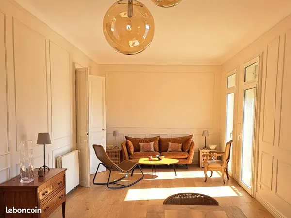 Maison t4 meublee vailhauques