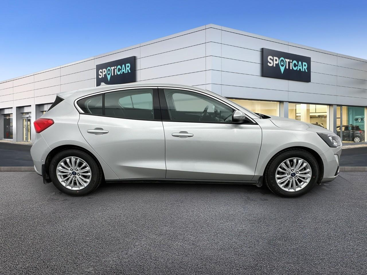 Ford Focus 1.0 ecoboost 125 s&s titanium — photo 4