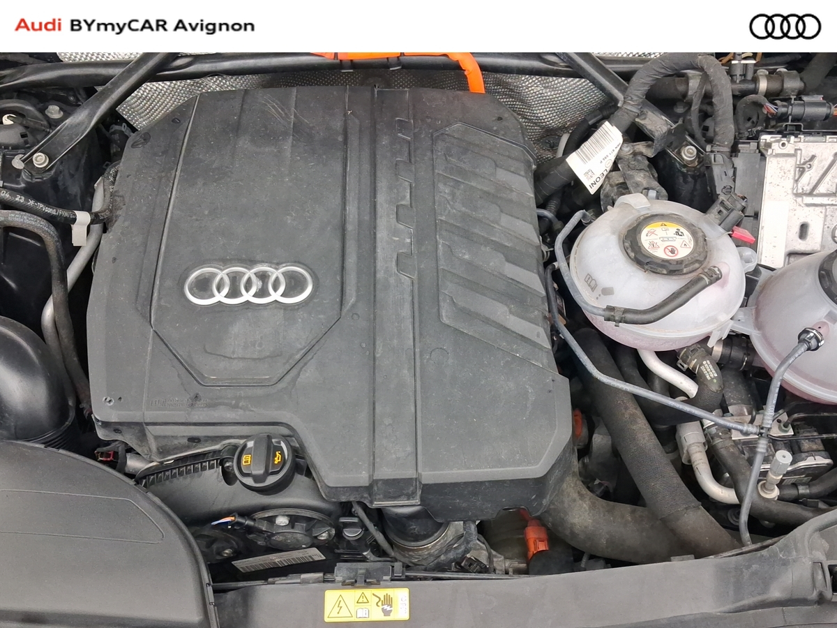 Audi Q5 Sportback 55 TFSIe 367 S tronic 7 Quattro — photo 16
