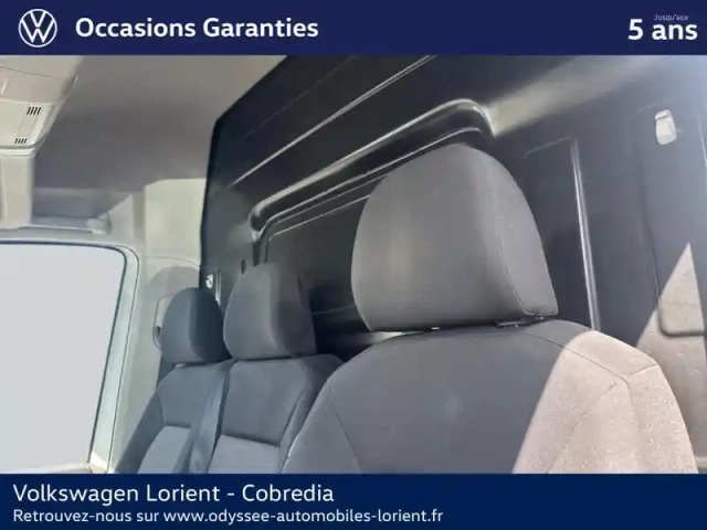 Volkswagen Crafter fg 30 l3h3 2.0 tdi 102ch business line traction — photo 9