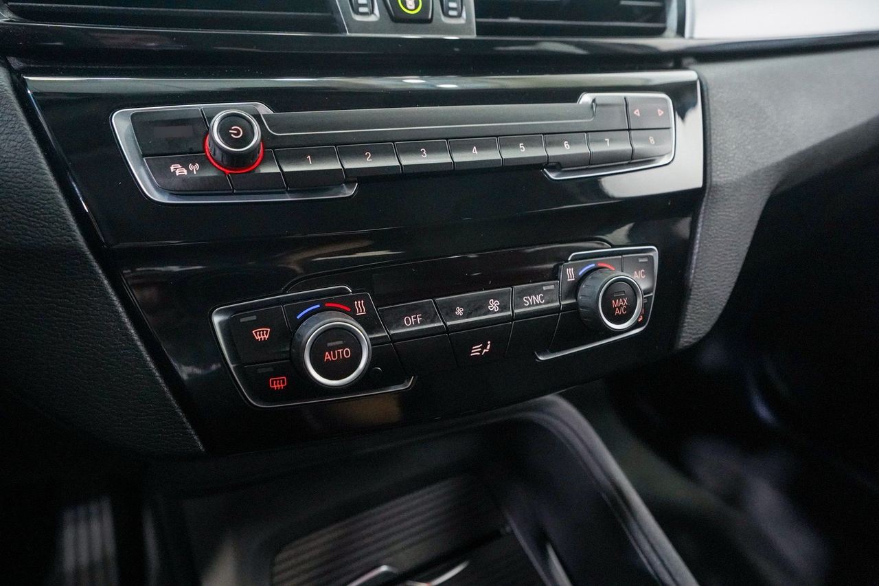 BMW X1 — photo 25