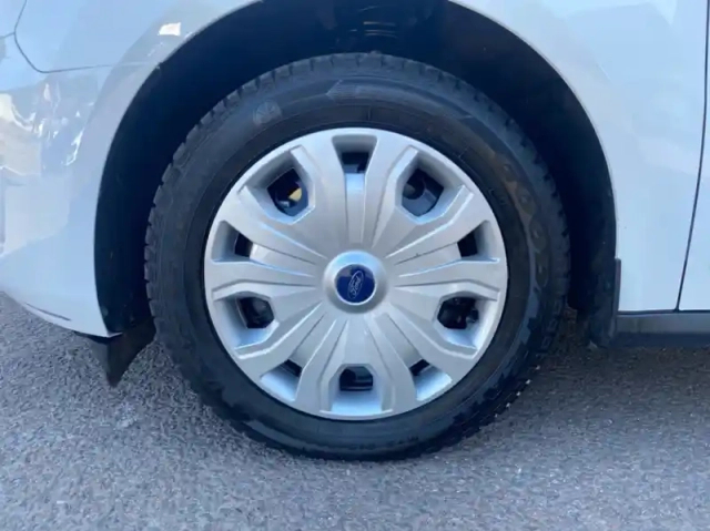 Ford Transit Connect fourgonnette l1 1.0e 100ch e85 trend — photo 14