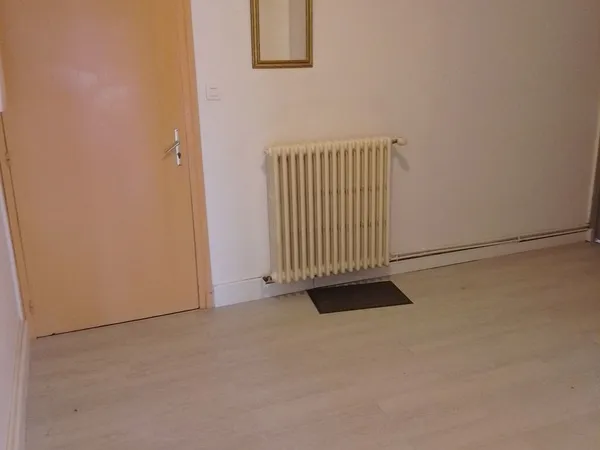 appartement 4 pièces 2 eme étage