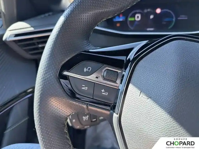 Peugeot 208 electrique 54 kwh 156ch — photo 26