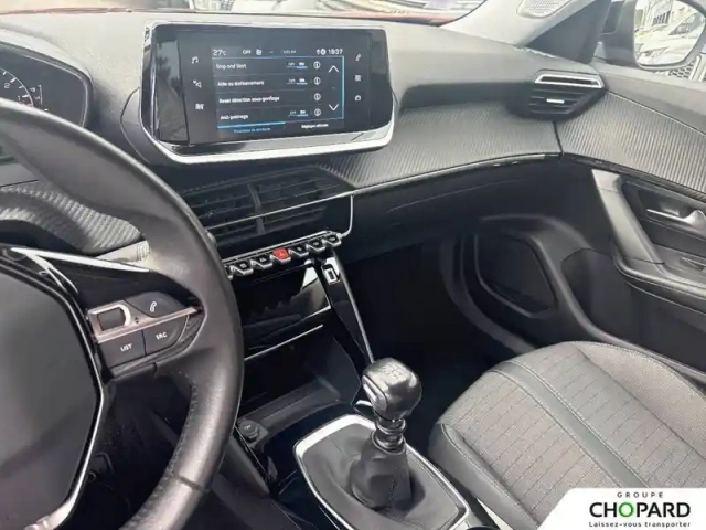 Peugeot 2008 puretech 100 s&amp;s bvm6 — photo 10