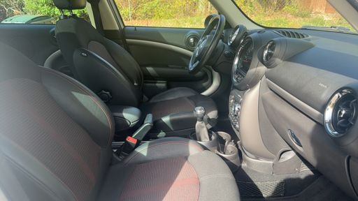 Mini Countryman 2.0 Cooper D 112 - Chili – 2016 – 127569 km – Diesel – Boîte Manuelle — photo 15