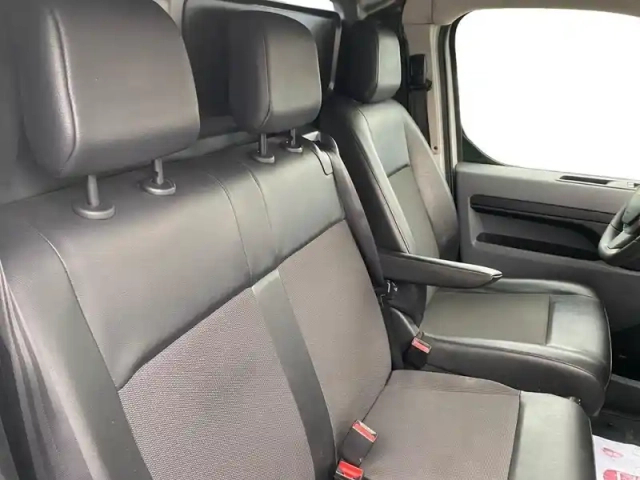 Citroën Jumpy fg xs 1.5 bluehdi 120ch s&amp;s cityvan — photo 9