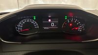 Peugeot 2008 1.2 PureTech 130ch S&S Style — photo 10