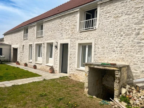 Magnifique maison 5 Chambres + dependances proche ETAMPES