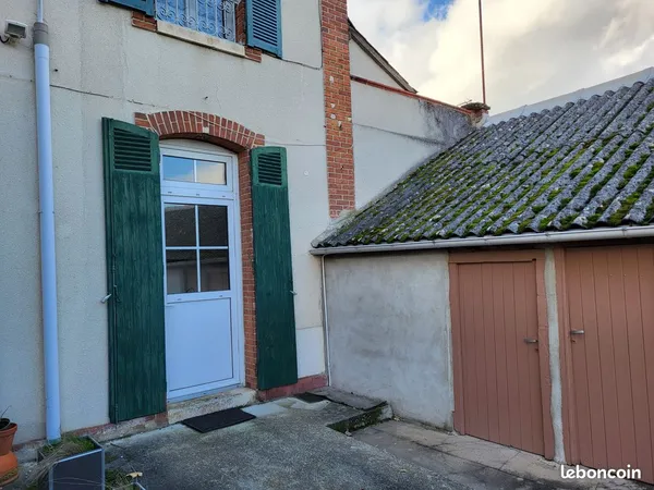 Appartement F2 de plain-pied à SULLY SUR LOIRE