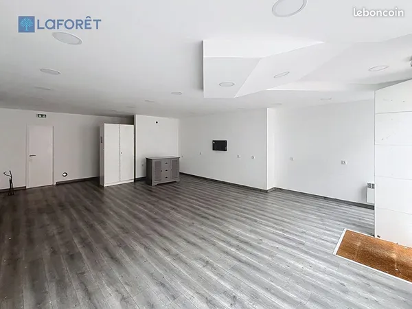 Local commercial 75 m² LORIENT