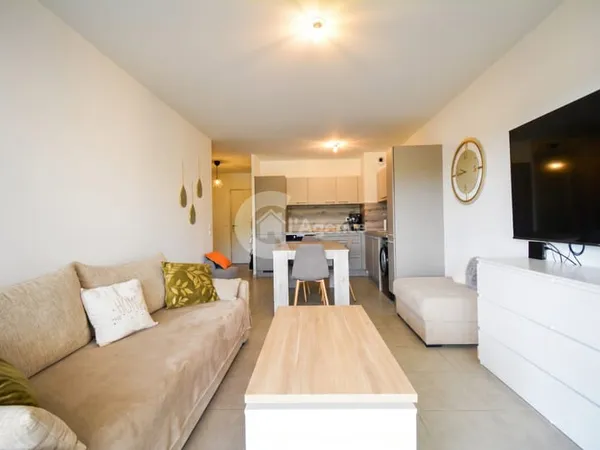 À LOUER - ETAT NEUF ! T2 MEUBLÉ DE 46m2 - TERRASSE de 15,65