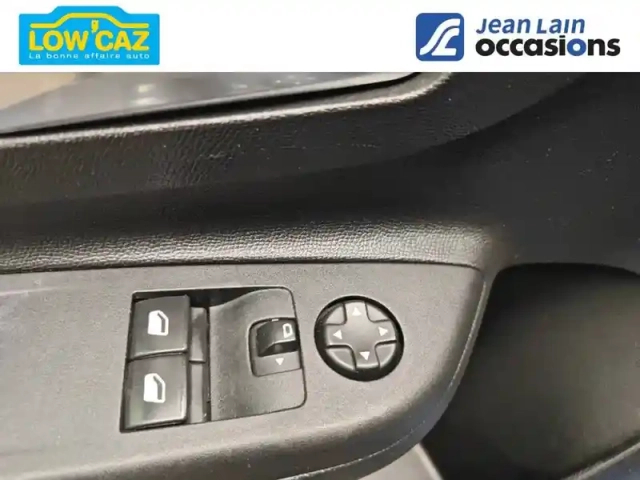 Opel Corsa 1.2 turbo 100 ch bvm6 — photo 57