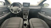 Dacia Sandero 1.0 TCe 90ch Expression — photo 8