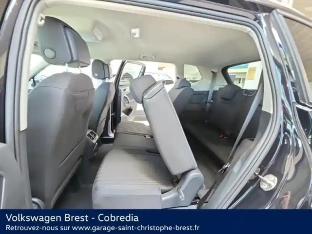 Volkswagen Tiguan allspace 2.0 tdi 150ch life plus dsg7 — photo 9