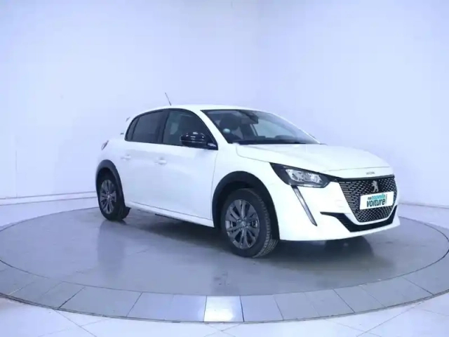 Peugeot 208 electrique 50 kwh 136ch — photo 3