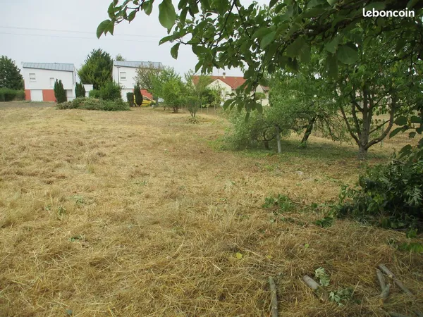 Terrain à bâtir 985 m²