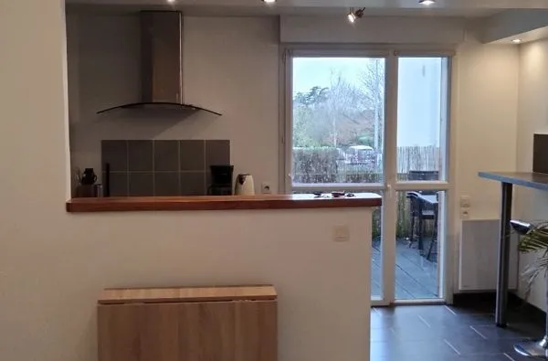 Rare - T2 PMR 48,72 m² avec 34 m² de terrasses privatives, vue parc et garage possible - Saint-Herbl