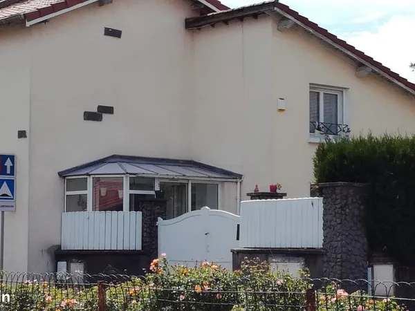 Vends maison 82 m2 sur 250 m2 de terrain à Fraisses
