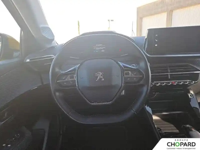 Peugeot 208 electrique 50 kwh 136ch — photo 94