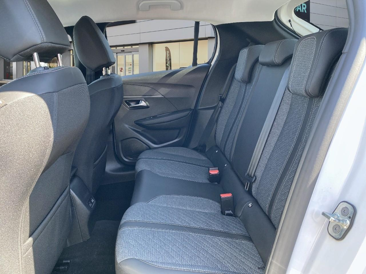 Peugeot 208 1.2 puretech 100ch s&s allure — photo 10