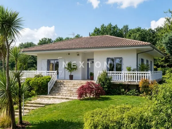 Bureaux 284 m²
