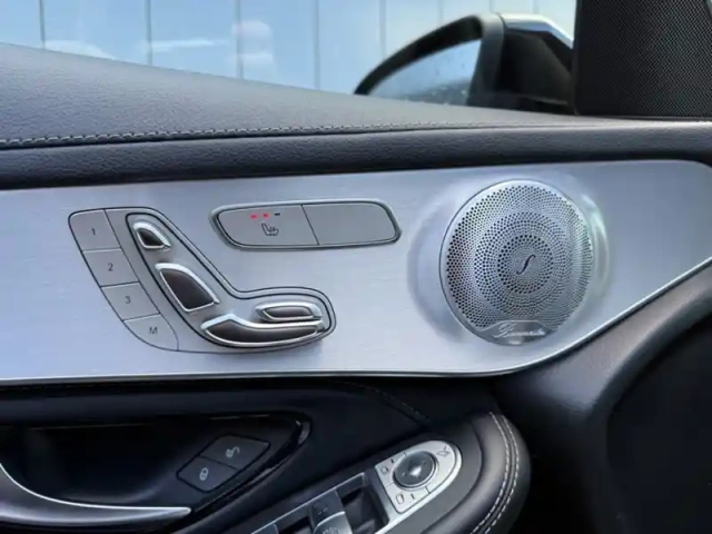Mercedes Glc suv amg 63 s 4matic+ — photo 19