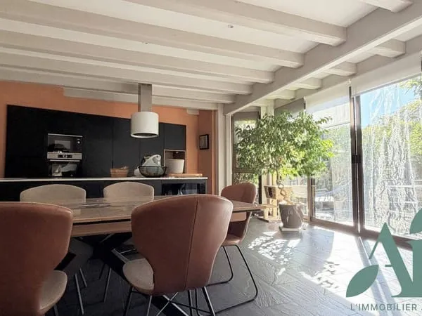 Maison 6 pièces 160 m²