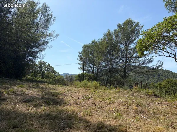 Location terrain loisirs ou pour animaux
